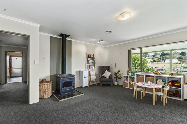 Photo of property in 30 Godley Street, Halcombe, Feilding, 4779