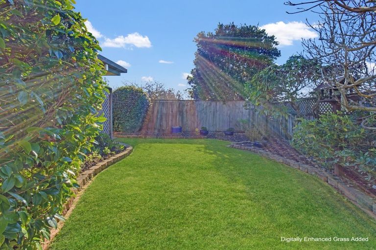 Photo of property in 8 Idesia Grove, Richmond, 7020