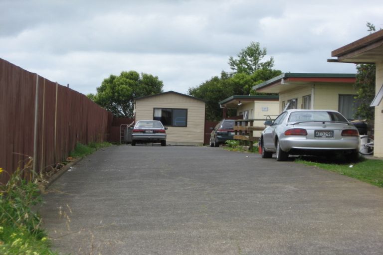 Photo of property in 69c Birdwood Road East, Pukekohe, 2120