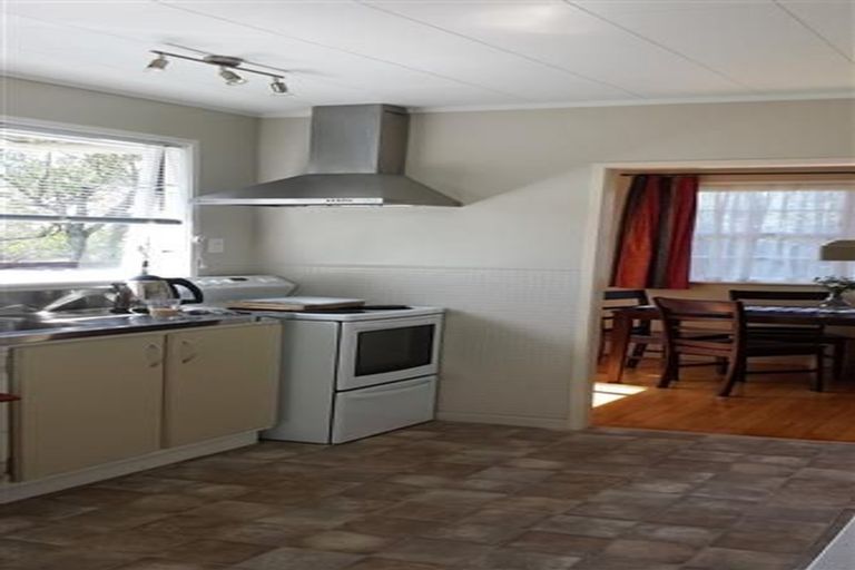 Photo of property in 27 Astor Place, Manurewa, Auckland, 2102