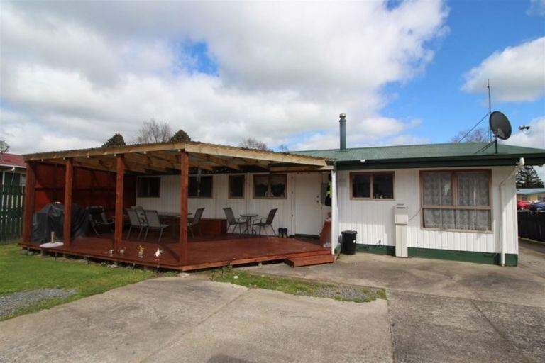 Photo of property in 13 Thompson Street, Tokoroa, 3420