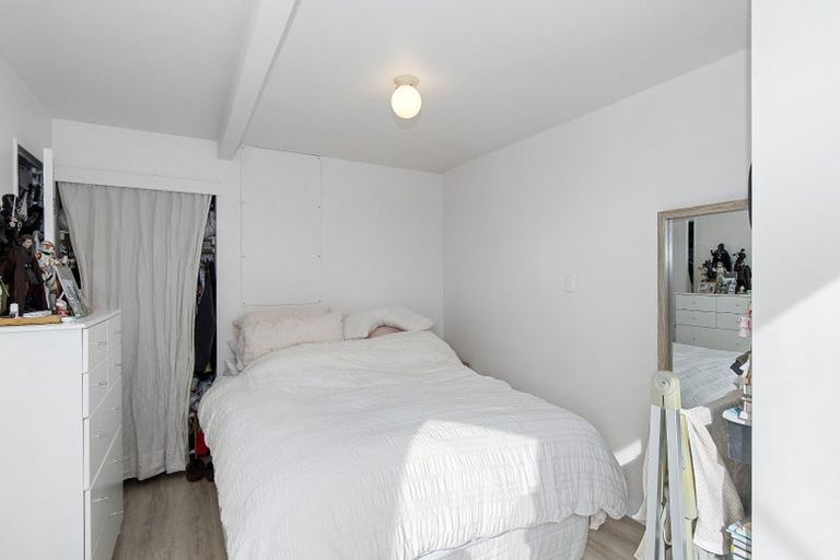 Photo of property in 3 Mcintyre Avenue, Mount Victoria, Wellington, 6011