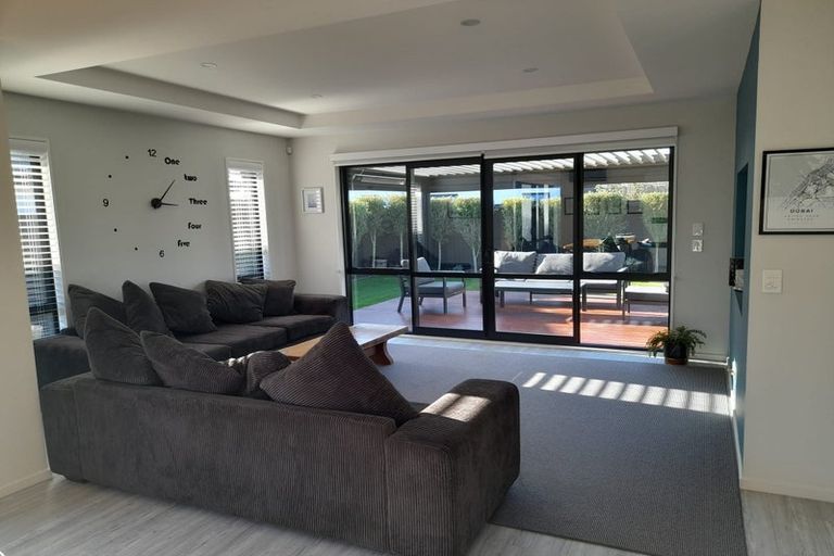 Photo of property in 16 Te Whenu Crescent, Marshland, Christchurch, 8083