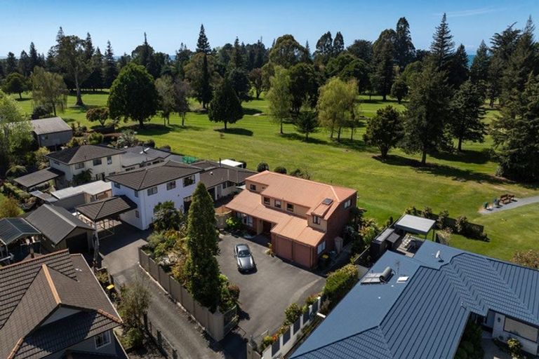 Photo of property in 10 Edwin Chambers Drive, Motueka, 7120
