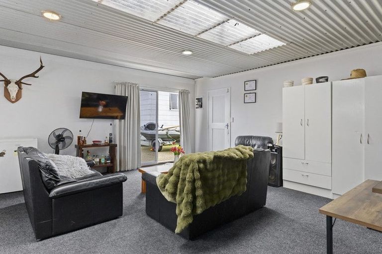 Photo of property in 6 Glengarry Place, Hilltop, Taupo, 3330