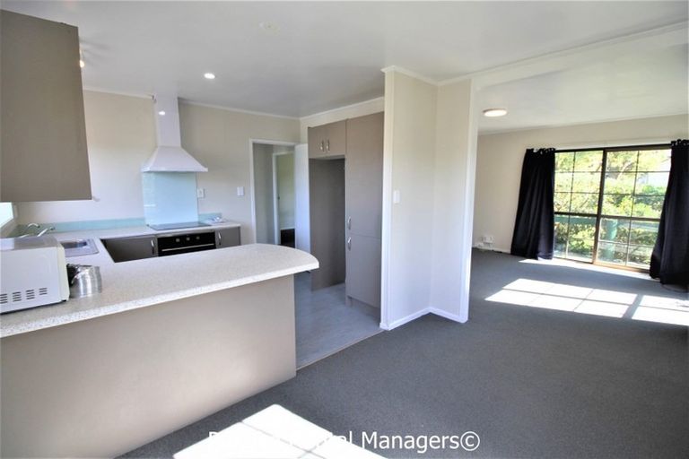 Photo of property in 4 Keryn Place, Opaheke, Papakura, 2113