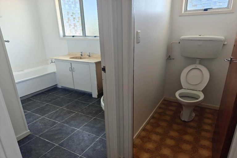 Photo of property in 8 Newham Place, Henderson, Auckland, 0612