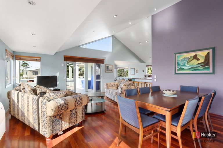 Photo of property in 221 Seaforth Road, Waihi Beach, 3611