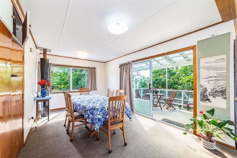 Photo of property in 21 Karaka Street, New Lynn, Auckland, 0600