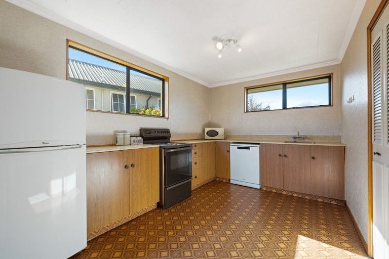 Photo of property in 70 Newcastle Street, Clyde, 9330