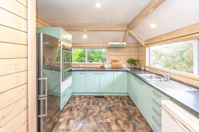 Photo of property in 6 Montgomery Road, Otamatea, Whanganui, 4501