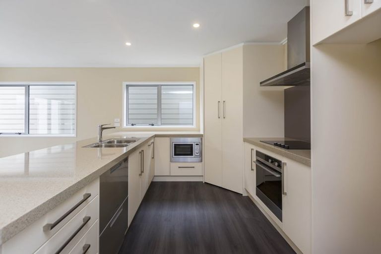 Photo of property in 1 Chalfont Road, Silverstream, Upper Hutt, 5019