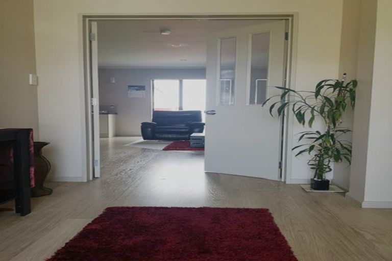 Photo of property in 41 Speyside Crescent, Flat Bush, Auckland, 2016