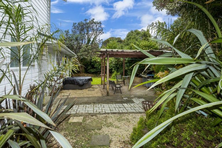 Photo of property in 19 Beryl Grove, Birchville, Upper Hutt, 5018