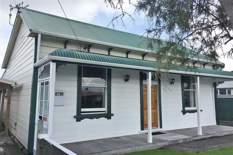 Photo of property in 67 Bell Street, Whanganui, 4500