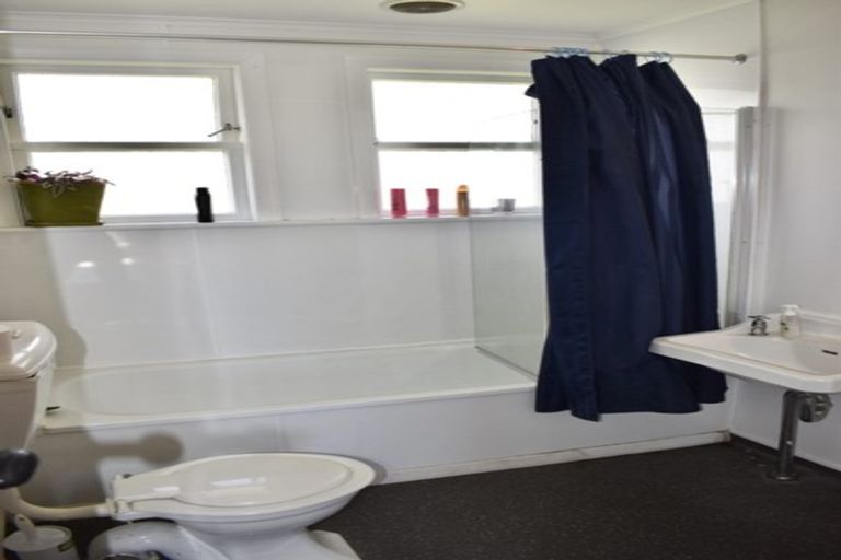 Photo of property in 4-6 Hinemoa Street, Levin, 5510