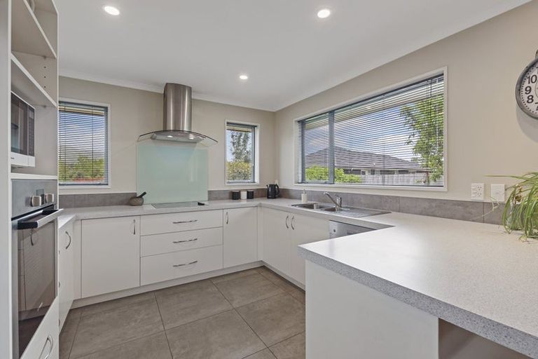 Photo of property in 50 Church Street, Oxford, 7430