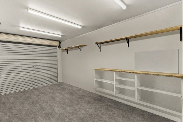 Photo of property in 63 Pooks Road, Ranui, Auckland, 0612