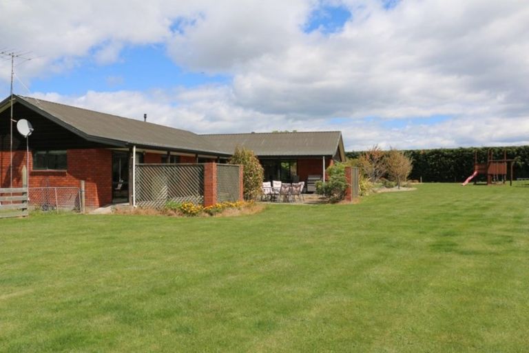 Photo of property in 18 Thews Road, Tinwald, Ashburton, 7778