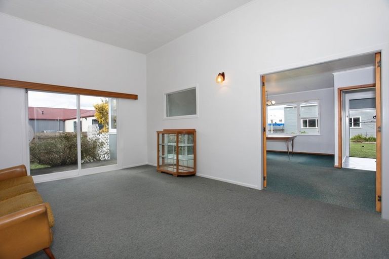 Photo of property in 11 Follett Street, Marton, 4710