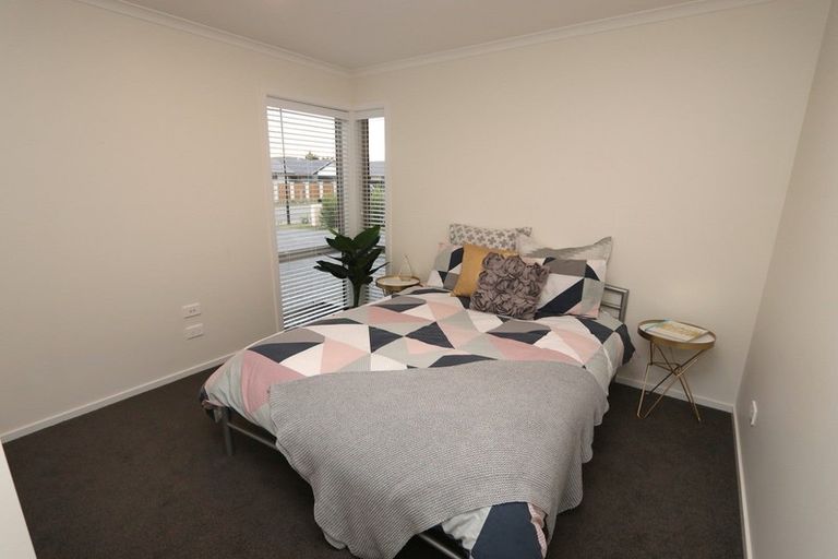 Photo of property in 8 Whiteoak Grove, Tinwald, Ashburton, 7700