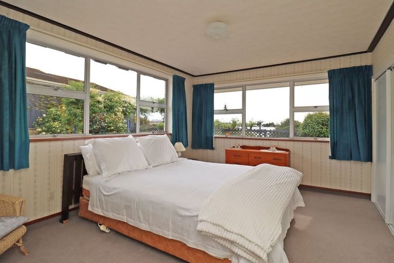 Photo of property in 17 Oakleigh Crescent, Oamaru North, Oamaru, 9400