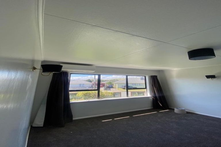 Photo of property in 191 Bedford Street, Cannons Creek, Porirua, 5024