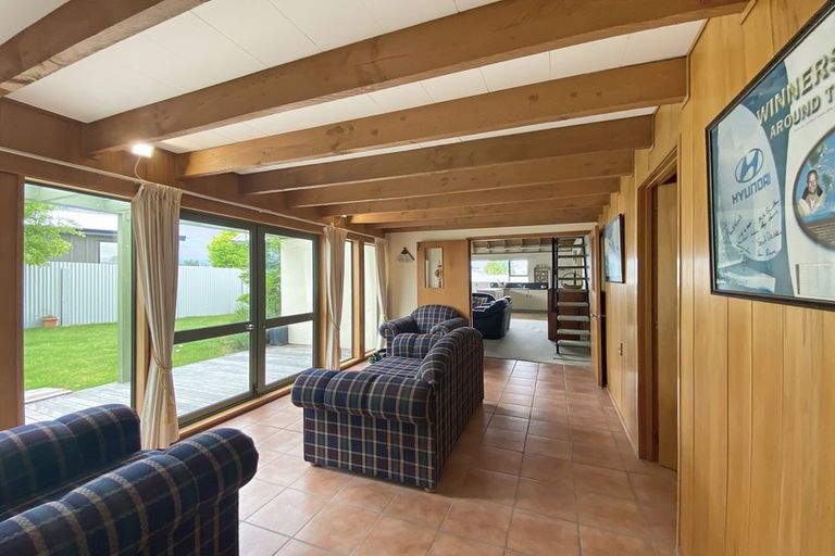 Photo of property in 1 Totara Drive, Twizel, 7901