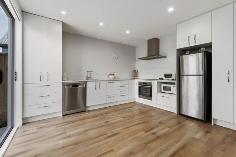 Photo of property in 2 Chain Place, Papamoa, 3118