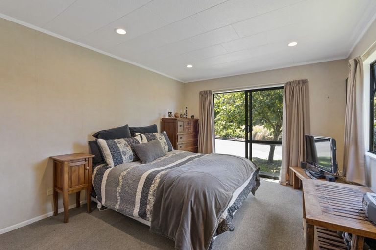 Photo of property in 90 Wirihana Road, Hawera, 4674