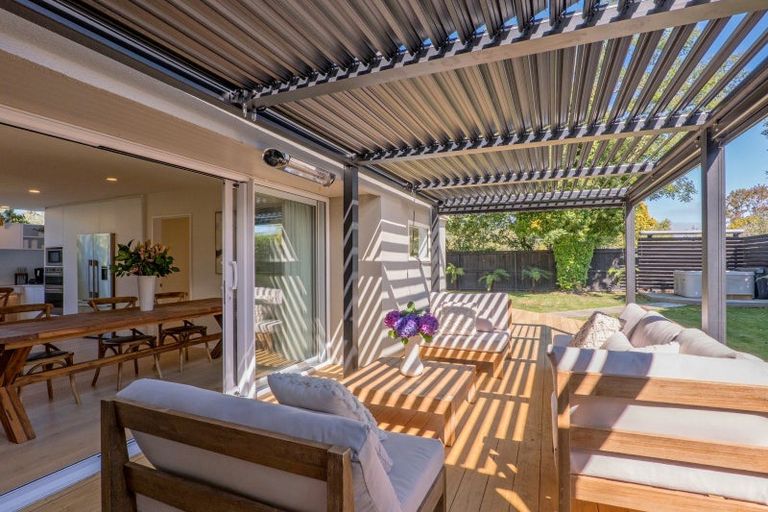 Photo of property in 5 Holderness Place, Ilam, Christchurch, 8041