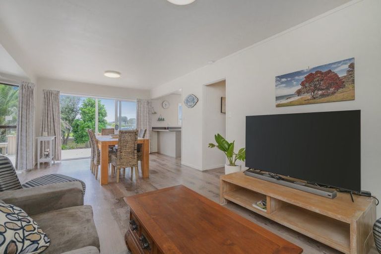 Photo of property in 176 Cook Drive, Whitianga, 3510