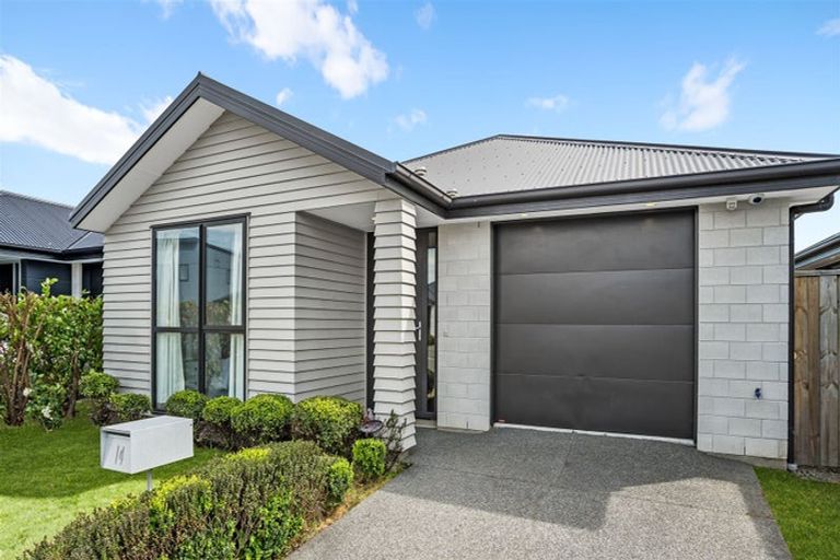 Photo of property in 14 George West Square West, Wigram, Christchurch, 8025