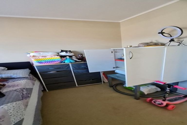 Photo of property in 2/86 Carruth Road, Papatoetoe, Auckland, 2025