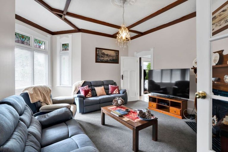 Photo of property in 20 Pembroke Road, Stratford, 4332