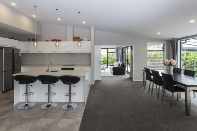 Photo of property in 35 Mcdougall Avenue, St Albans, Christchurch, 8014