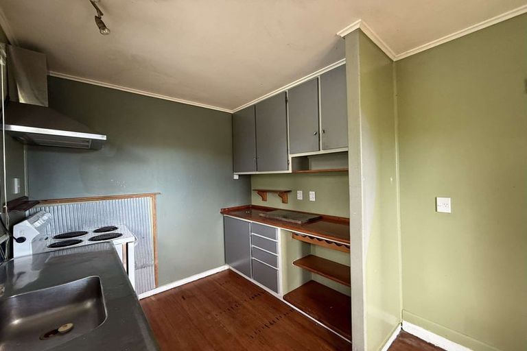 Photo of property in 27a Thomas Street, Stokes Valley, Lower Hutt, 5019