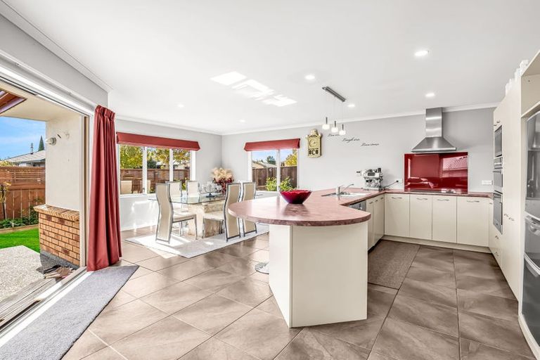 Photo of property in 19 Branigan Parade, Kelvin Grove, Palmerston North, 4414