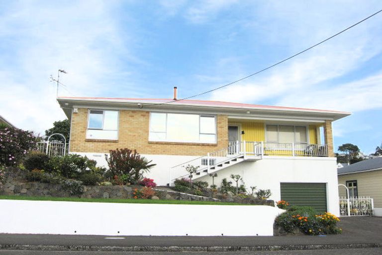 Photo of property in 31 Gaine Street, New Plymouth, 4310