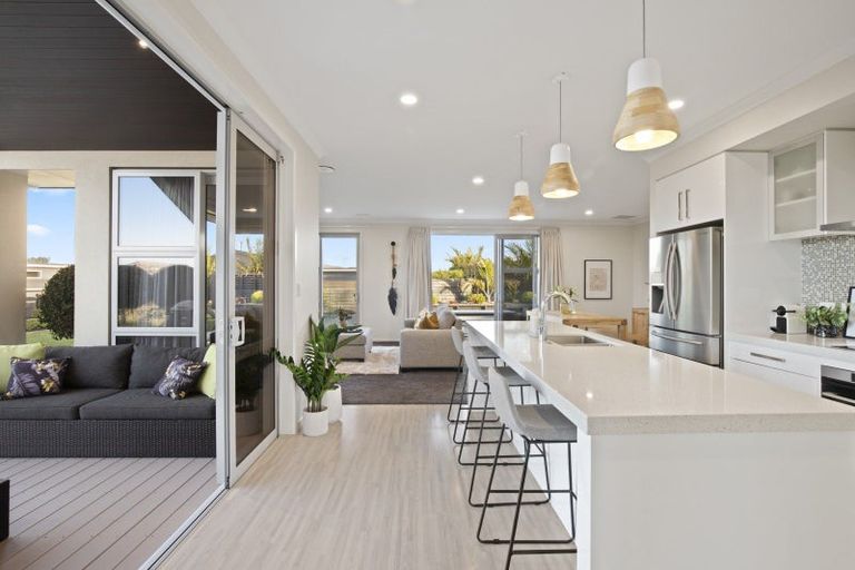 Photo of property in 13 William Andrew Road, Pukekohe, 2120