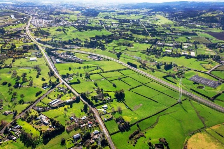 Photo of property in 1187a Great South Road, Runciman, Drury, 2578