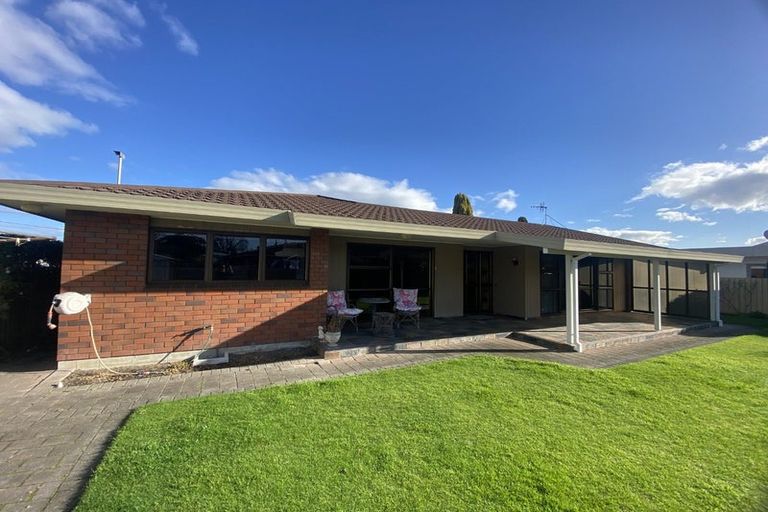 Photo of property in 2/307 Ikanui Road, Frimley, Hastings, 4120