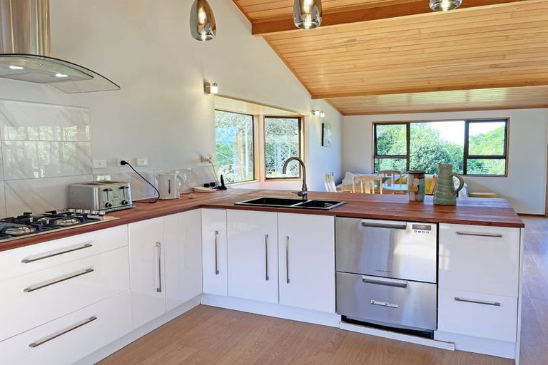 Photo of property in 55 Oakleigh Rise, Oakleigh, Whangarei, 0171