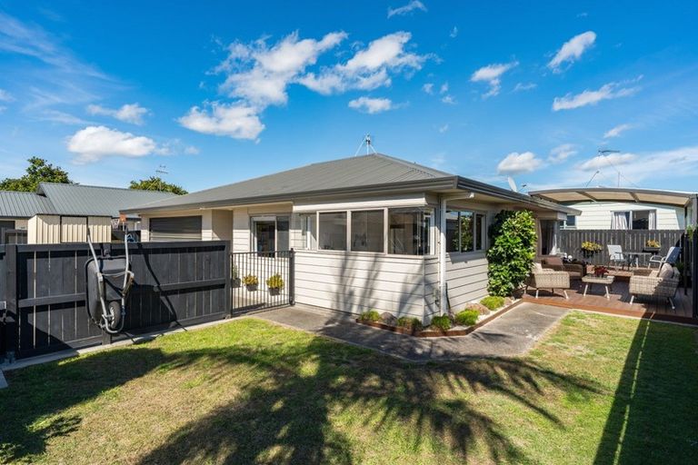 Photo of property in 56c Hartford Avenue, Papamoa Beach, Papamoa, 3118