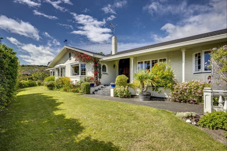 Photo of property in 4 Ritchie Place, Havelock North, 4130