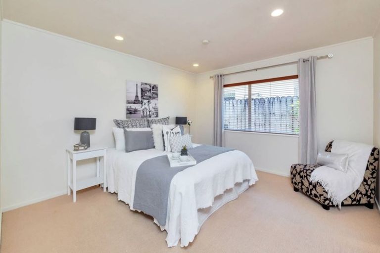 Photo of property in 3 Braystones Place, Northpark, Auckland, 2013