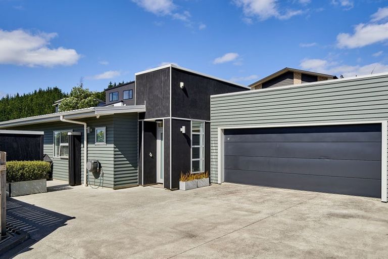 Photo of property in 147 Navigation Drive, Whitby, Porirua, 5024