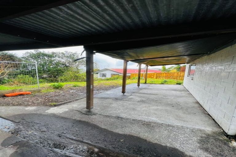 Photo of property in 26 Royal Road, Massey, Auckland, 0614