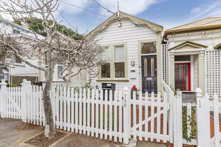 Photo of property in 130 Elizabeth Street, Mount Victoria, Wellington, 6011