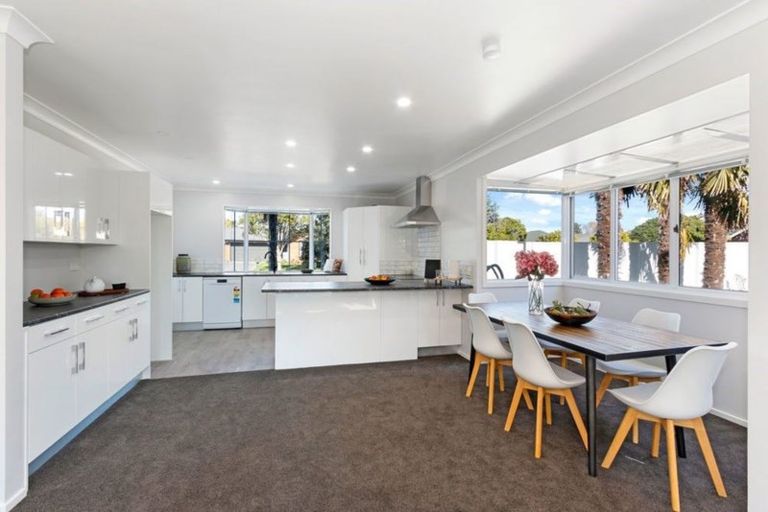 Photo of property in 22 Beauford Place, Parklands, Christchurch, 8083